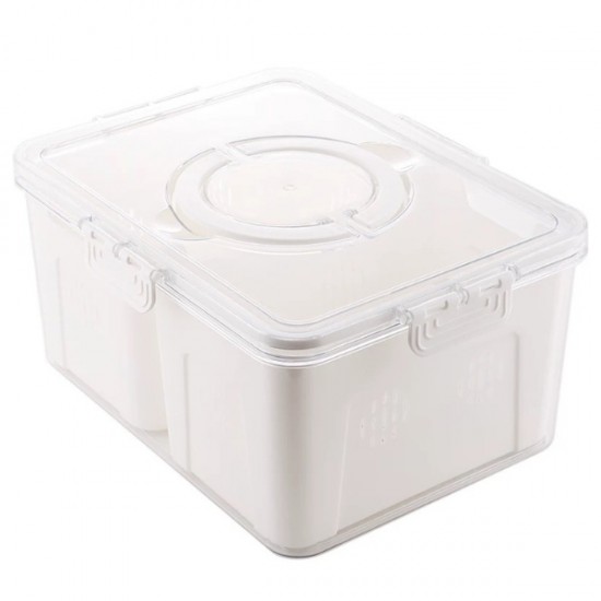 Plastic Tupperware 